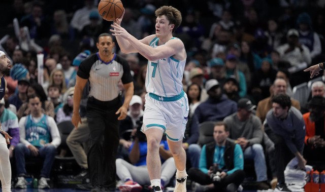 克尼佩尔：不把连胜看作整体来考量这是制胜之道 我们会变得更强